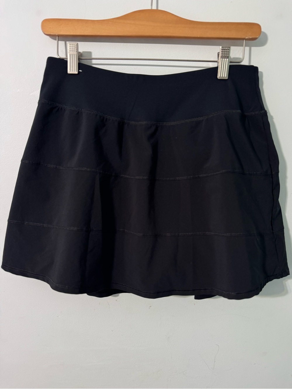 Crane Black Women's Active athletic Skort  size medium pickleball tennis golf